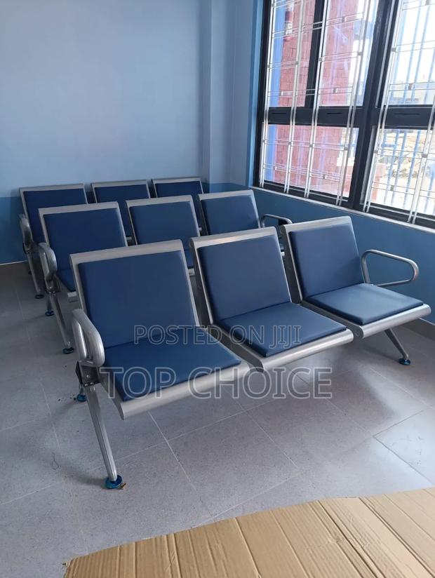 Heavy Duty Padded Waiting Chair