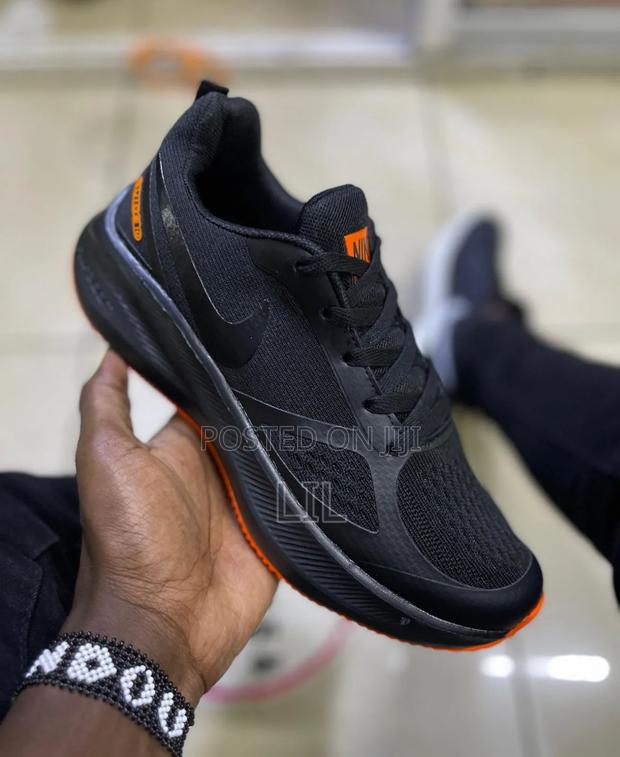 Nike Shoes - thumbnail 4