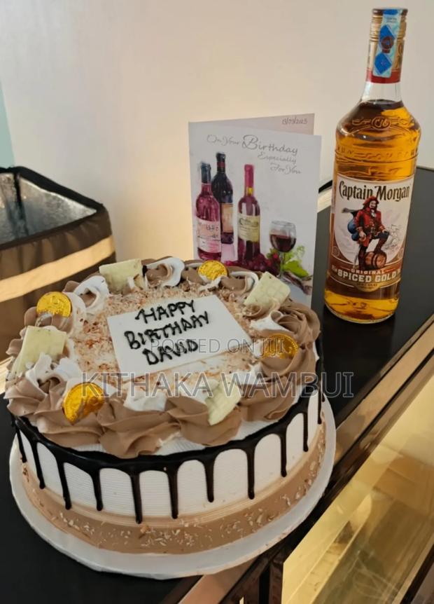 Perfect Celebration Package-Fresh Cake,Premium Card and Spiced Rum