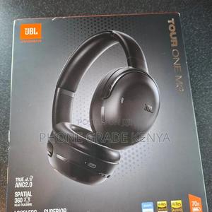 JBL Tour One M3 Smart - thumbnail 2