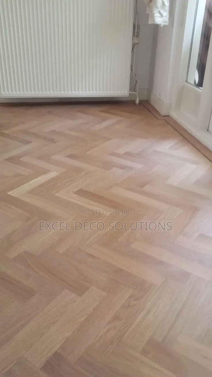 Scratch-Resistant Herringbone SPC – Ideal for Busy Homes