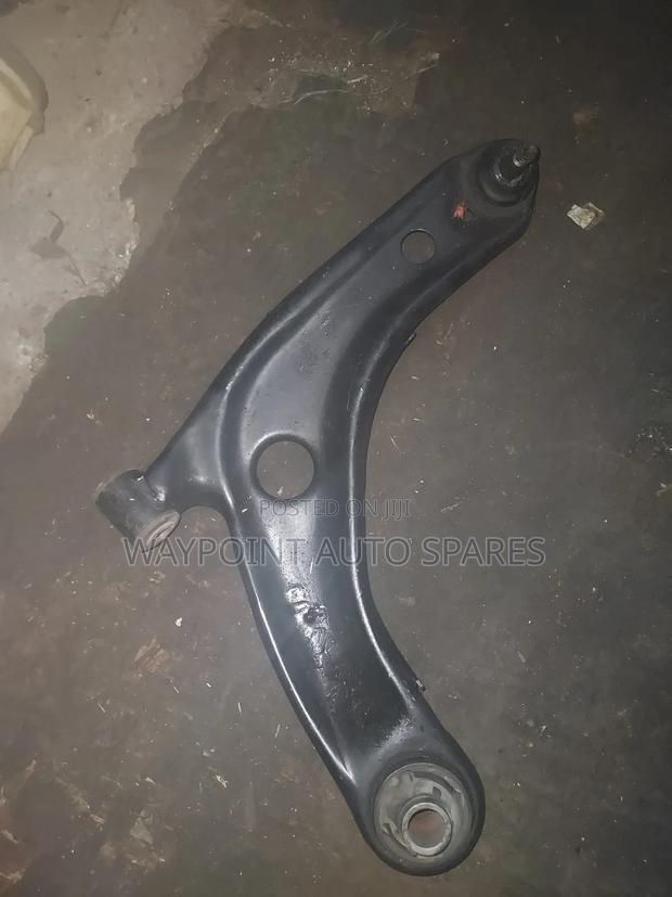 Front Arm Toyota Belta