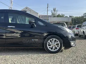 Nissan Note 1.2 Hybrid 2018 Black