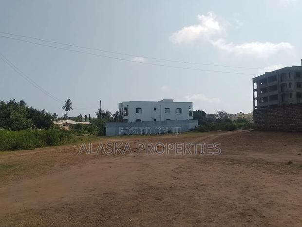 40by80 Prime Residential Plot for Sale in Utange Soliani - main view