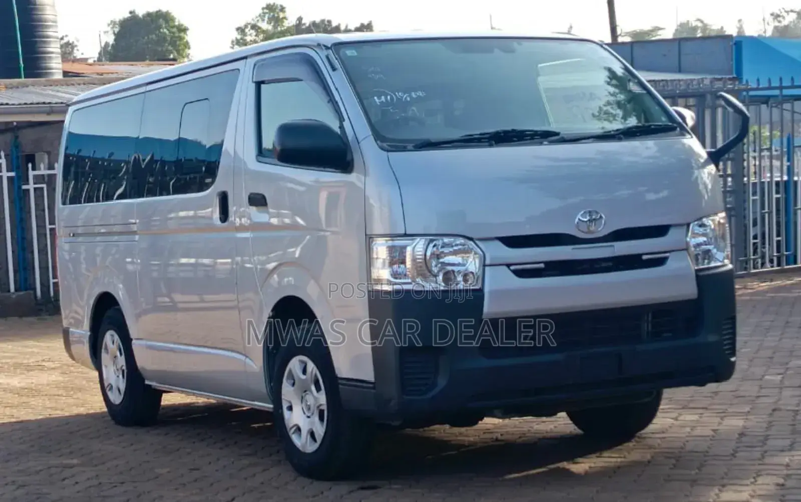 Toyota HiAce 2019 Silver