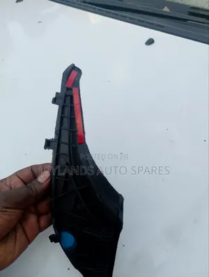 Fielder 2014 Sura Mbaya Windscreen Finisher/Condom