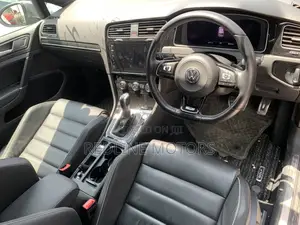 Volkswagen Golf R 4-Door w/DCC & Navigation 2018 Blue