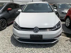Volkswagen Golf Variant 2018 White