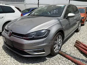 Volkswagen Golf TSI S FWD 2018 Silver