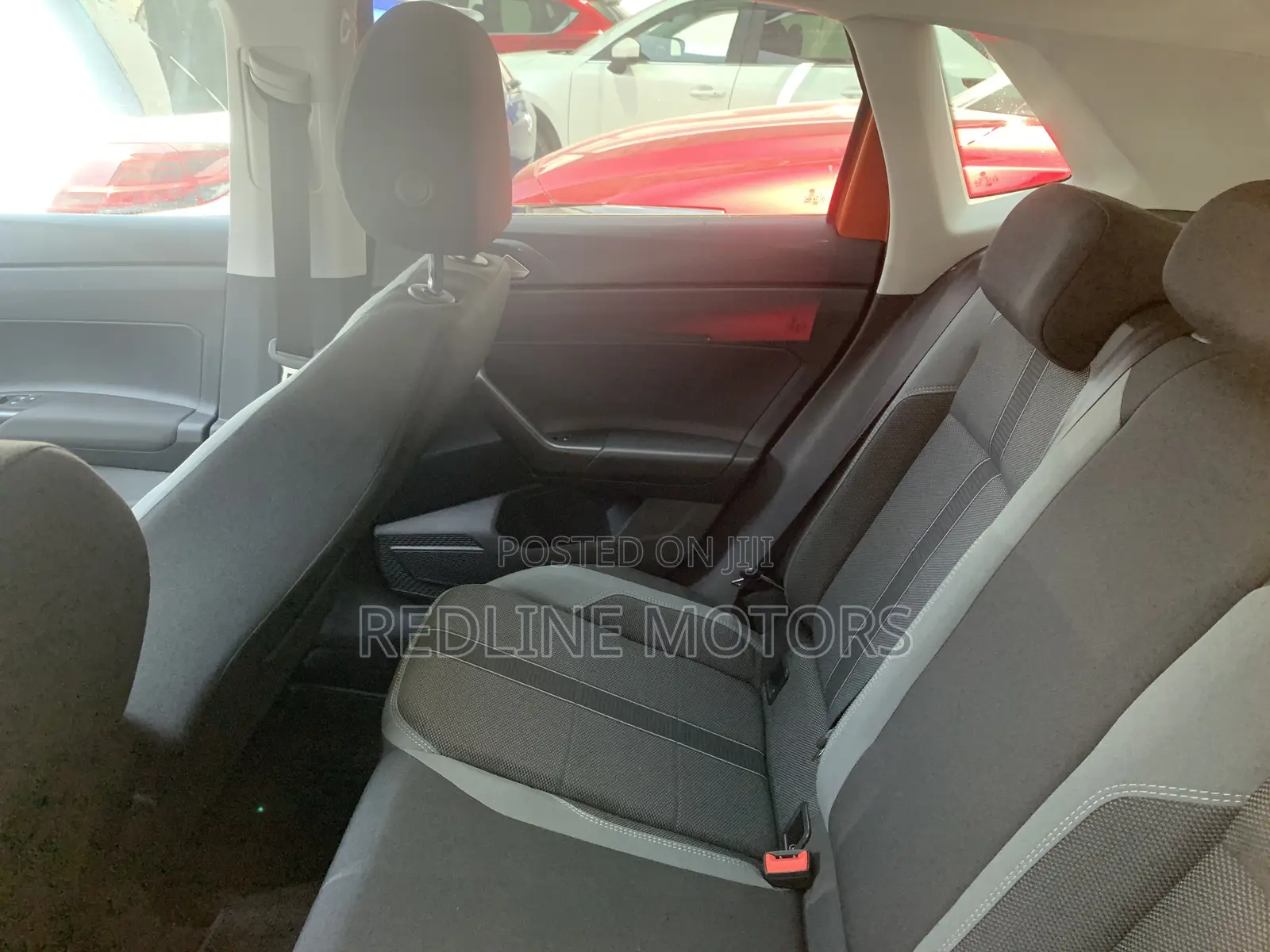 Volkswagen Polo 2018 Orange