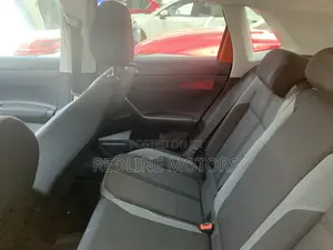 Volkswagen Polo 2018 Orange