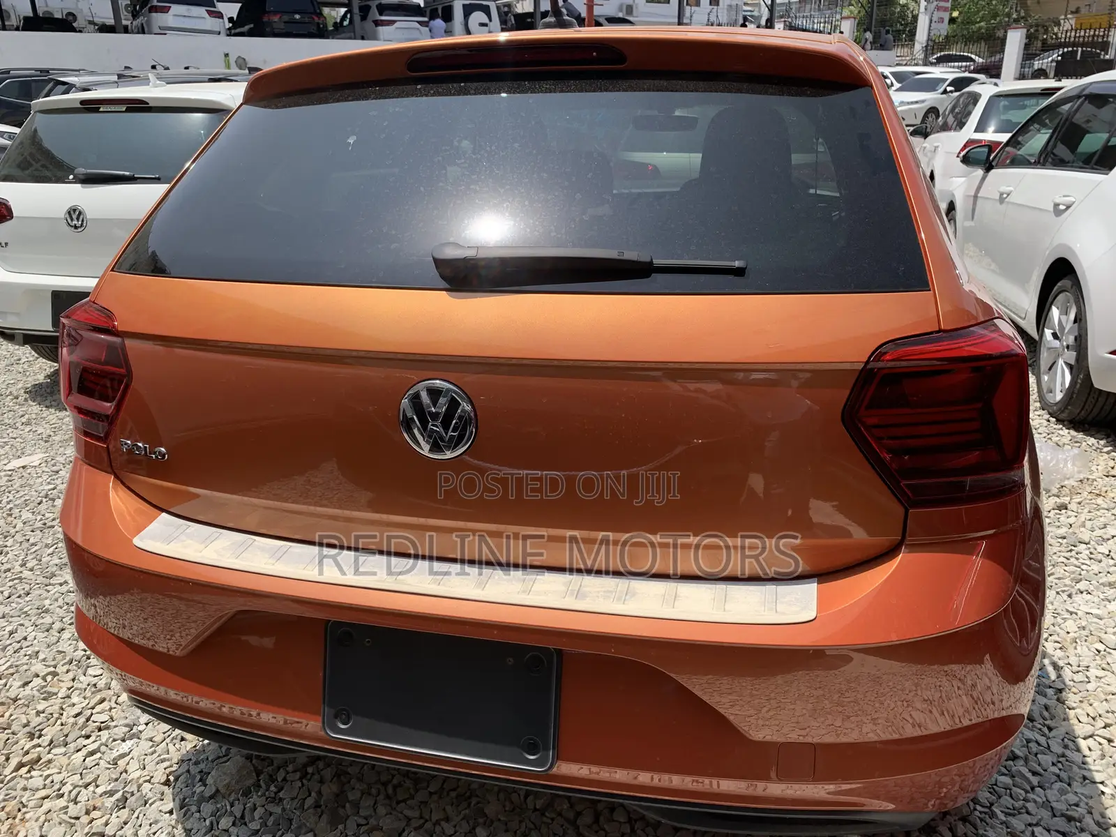 Volkswagen Polo 2018 Orange