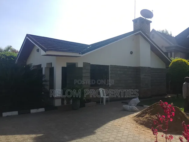 3bdrm Bungalow in Karen for rent