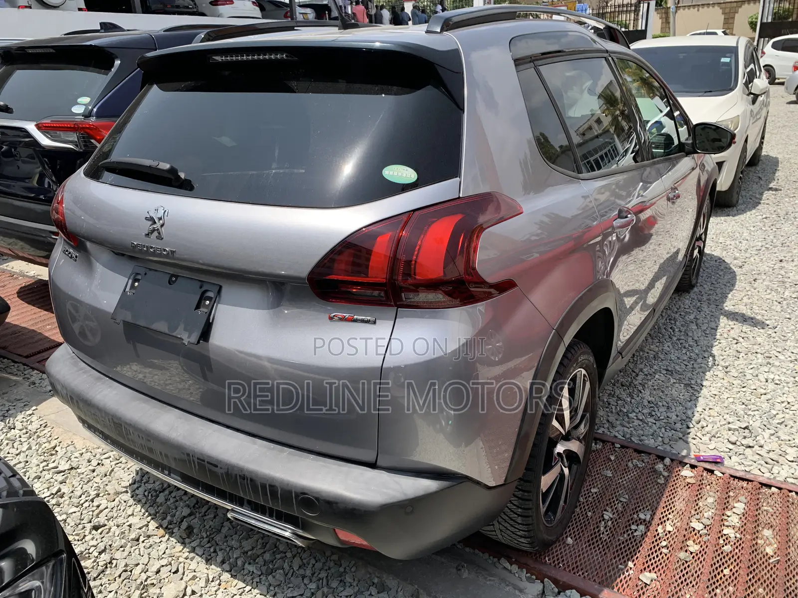 Peugeot 2008 1.2 PureTech (130 Hp) 2018 Silver