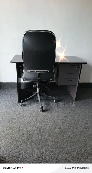 1.2 Mtrs Office Desk Gray Desk+ C35 Executive Office Chair