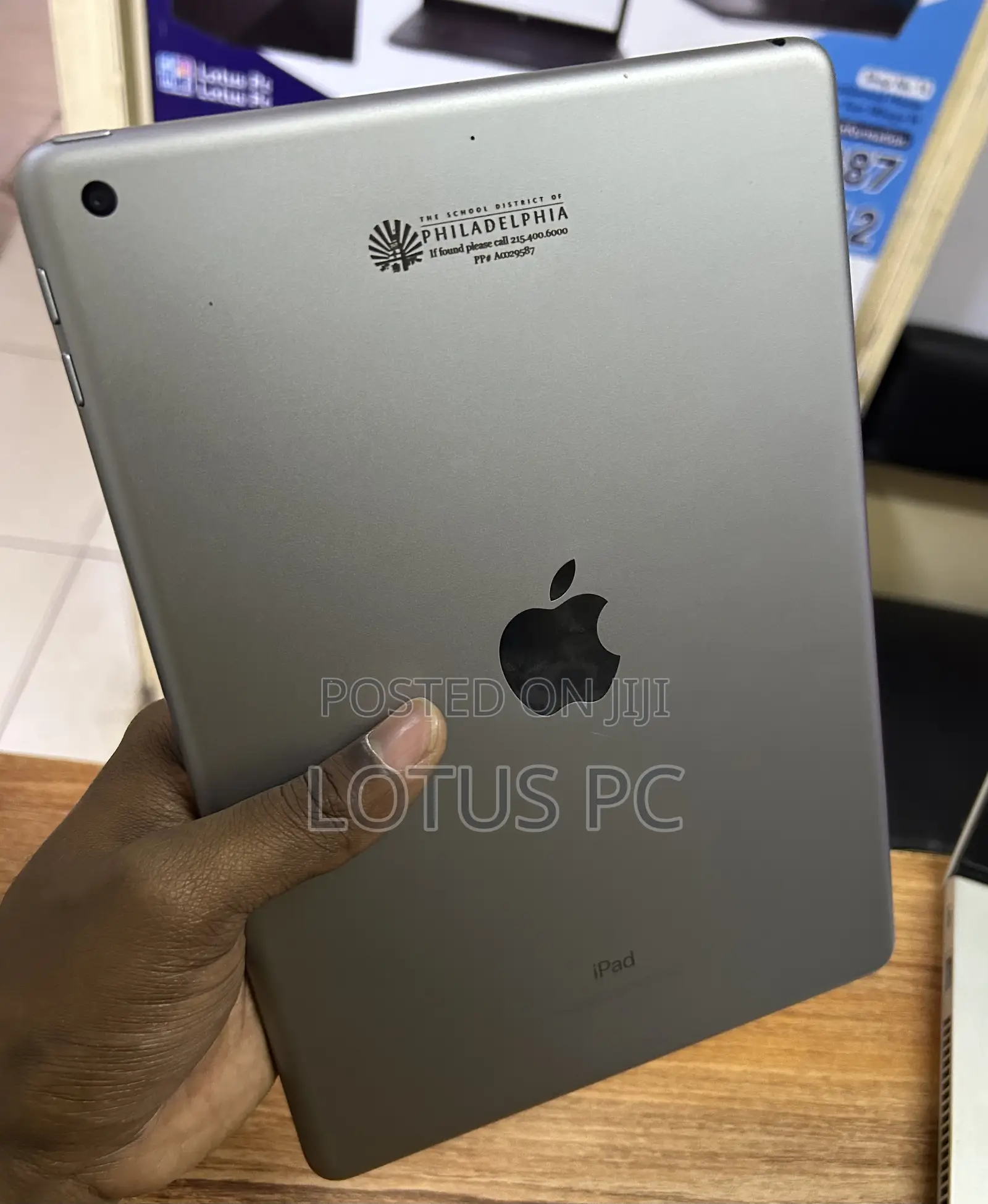 Apple iPad 9.7 128 GB Gray