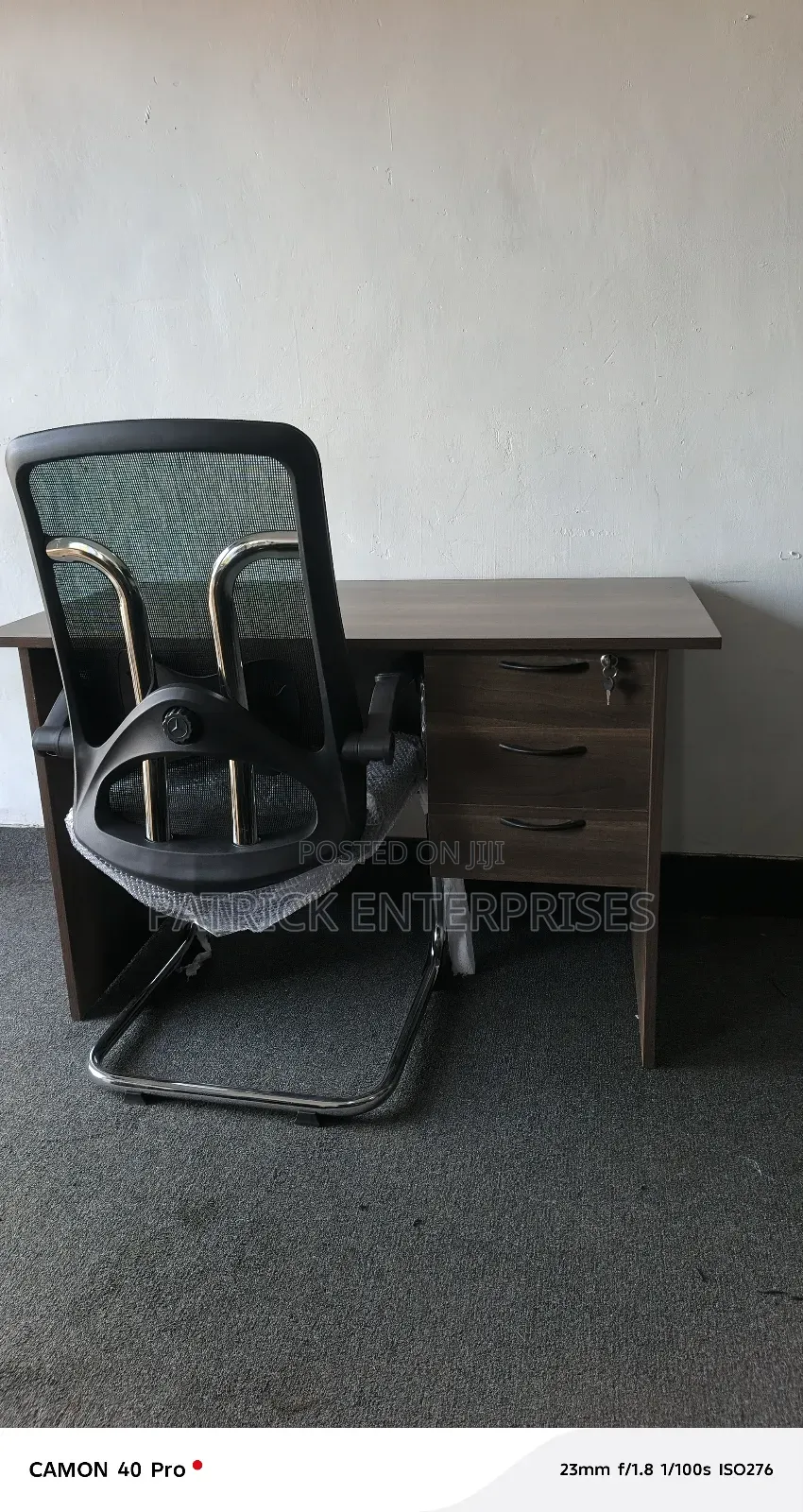 1.2 Mtrs American Office Desk+ Ergonomic Study / Office Chair
