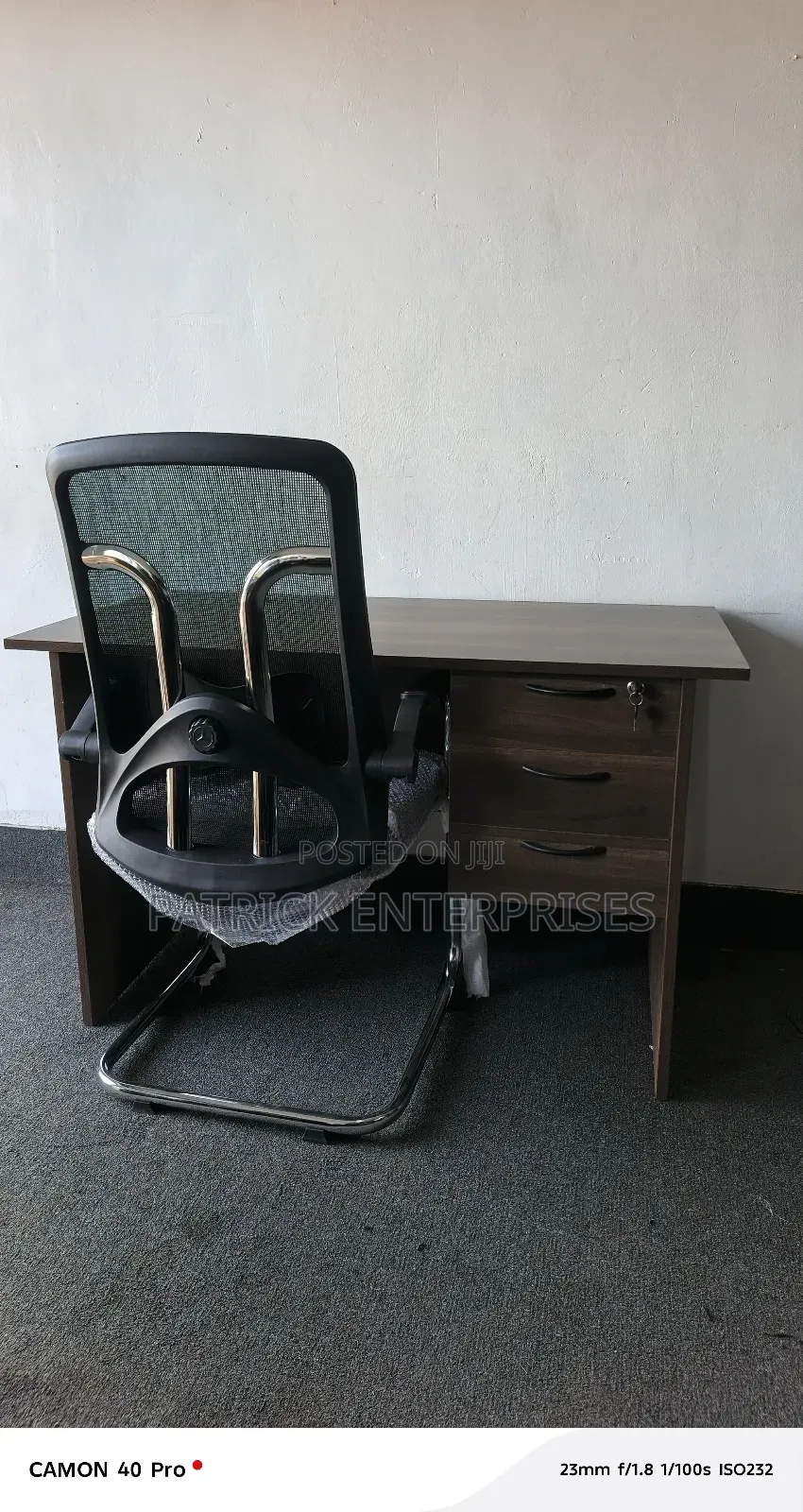 1.2 Mtrs American Office Desk+ Ergonomic Study / Office Chair