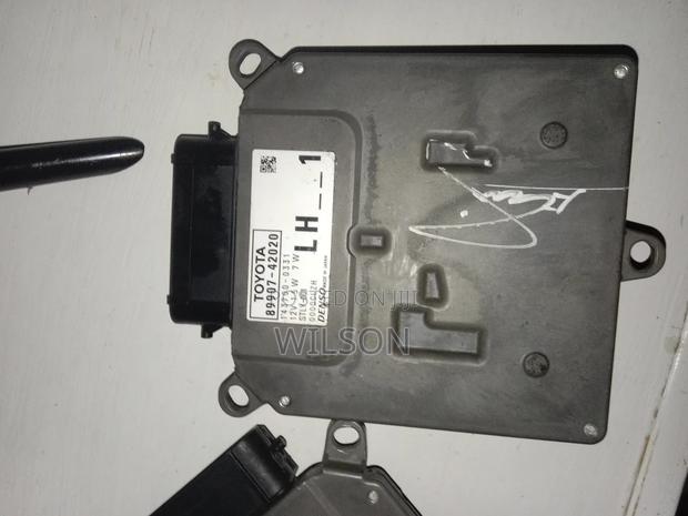 Rav 4 2017-2022 Headlight Ballasts(Computers) - main view