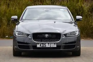 Jaguar XE 20d-R-Sport RWD 2017 Beige