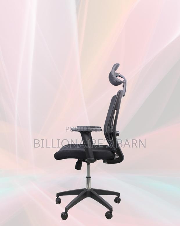 Lightweight Mesh Office Chair | Nylon Base, Solid Support - main view