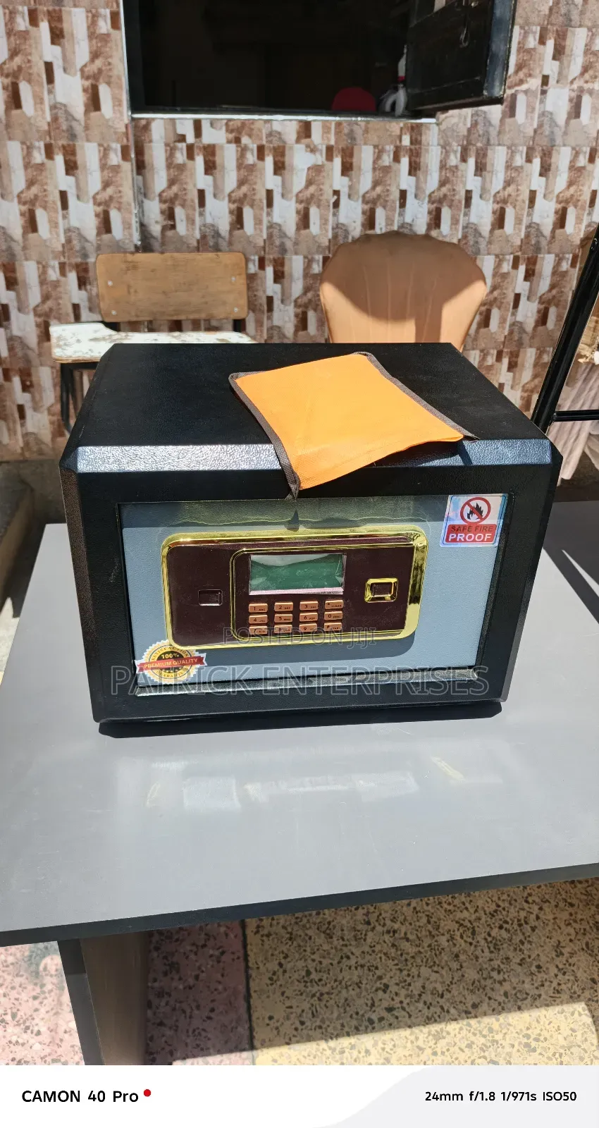 Imported Modern Safe Box 30kgs With Two Security Guard