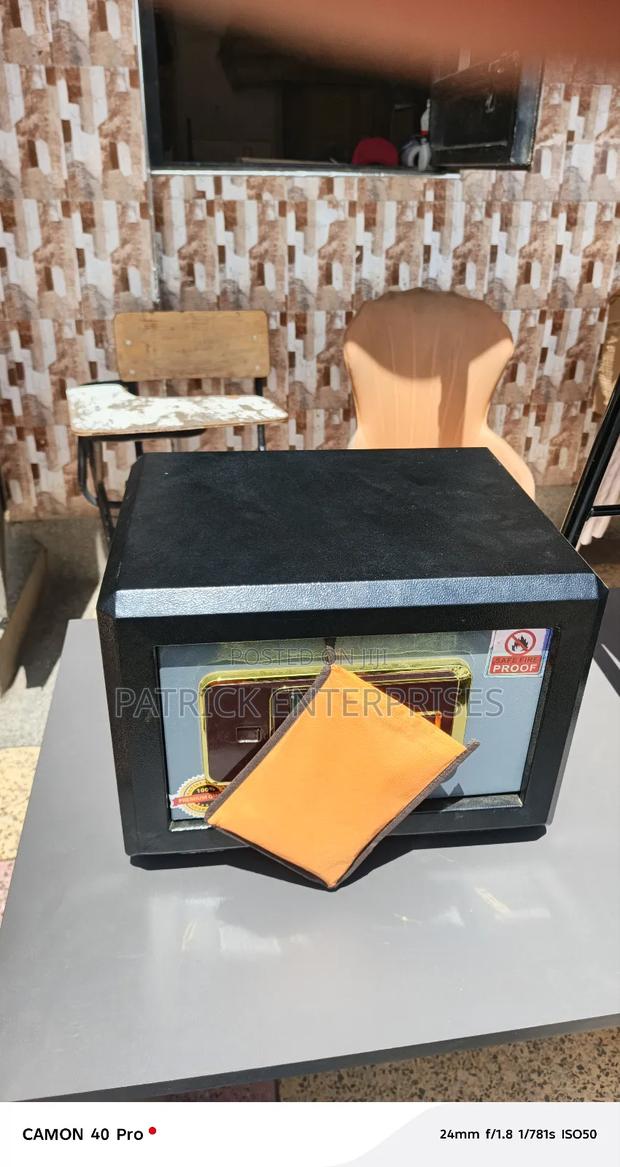 Imported Modern Safe Box 30kgs With Two Security Guard - thumbnail 2