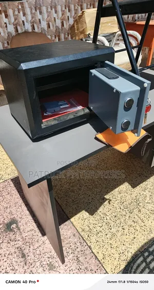 Imported Modern Safe Box 30kgs With Two Security Guard