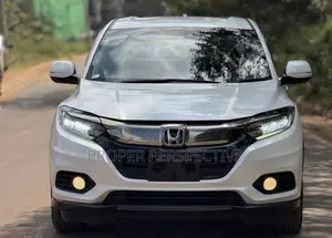 Honda Vezel 1.5 Hybrid 2WD 2018 Pearl