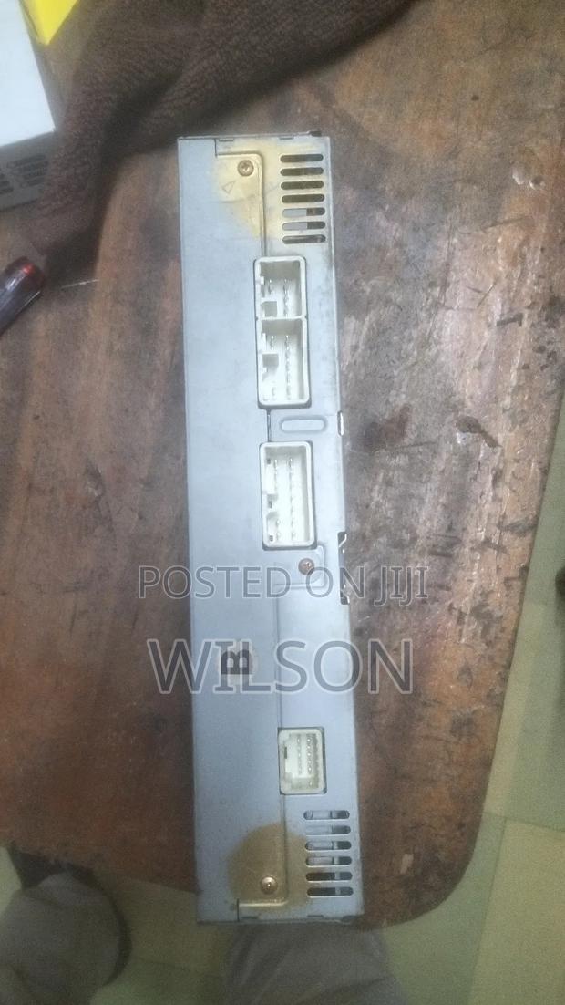 Lexus Rx 270/Rx 450 Radio Amplifier - thumbnail 3