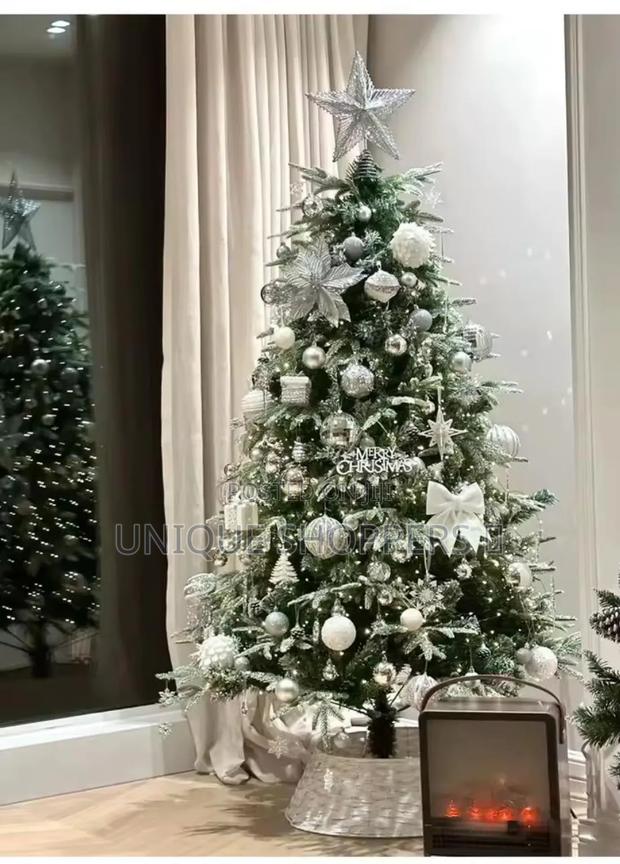 2.4meters 8ft Premium PVC Prelit Christmas Tree - thumbnail 2