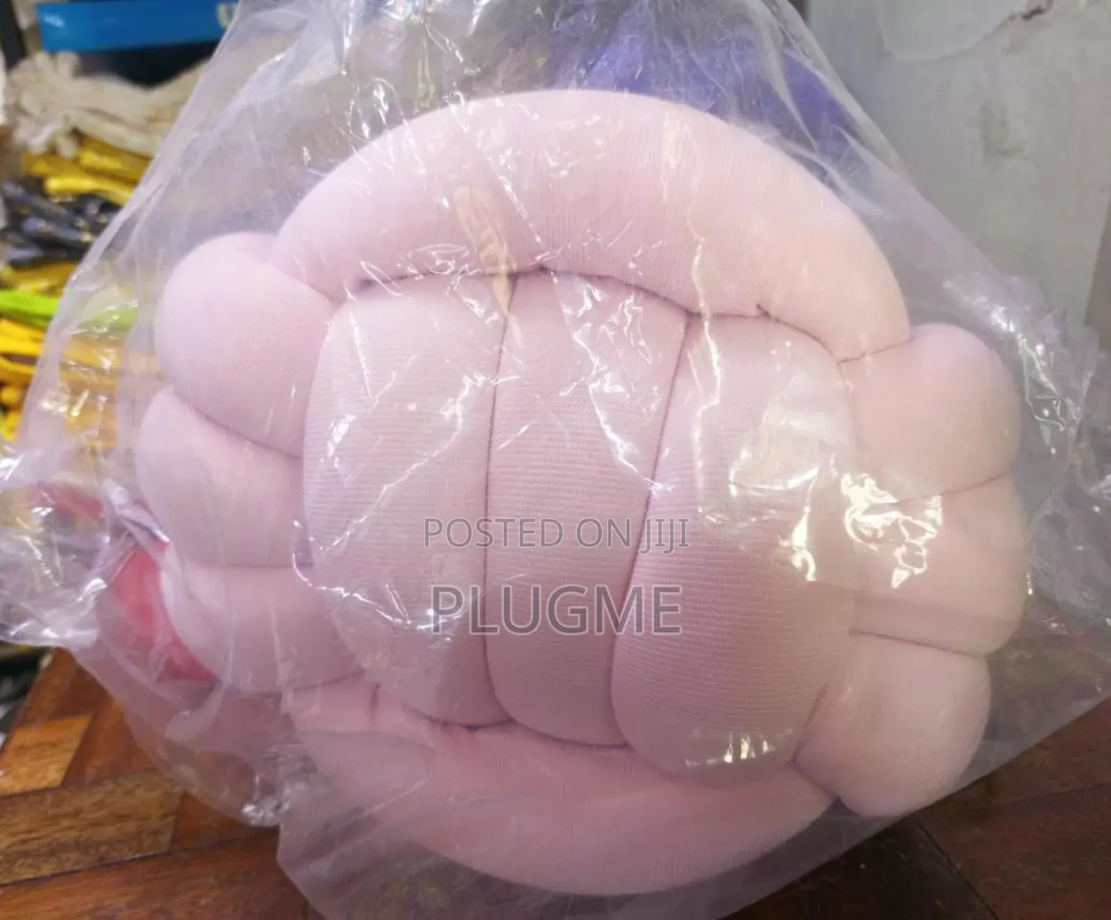 High Quality Decorative Knot Throw Away Pillows