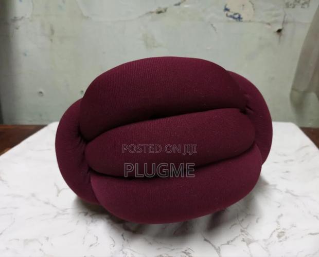 High Quality Decorative Knot Throw Away Pillows - thumbnail 11
