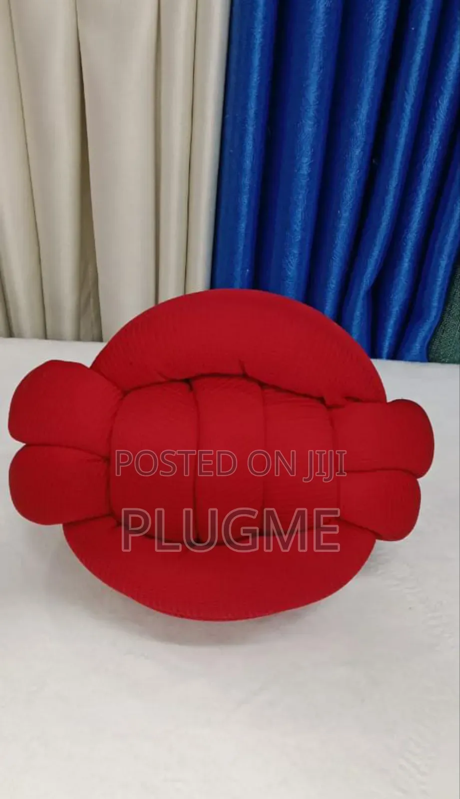 High Quality Decorative Knot Throw Away Pillows