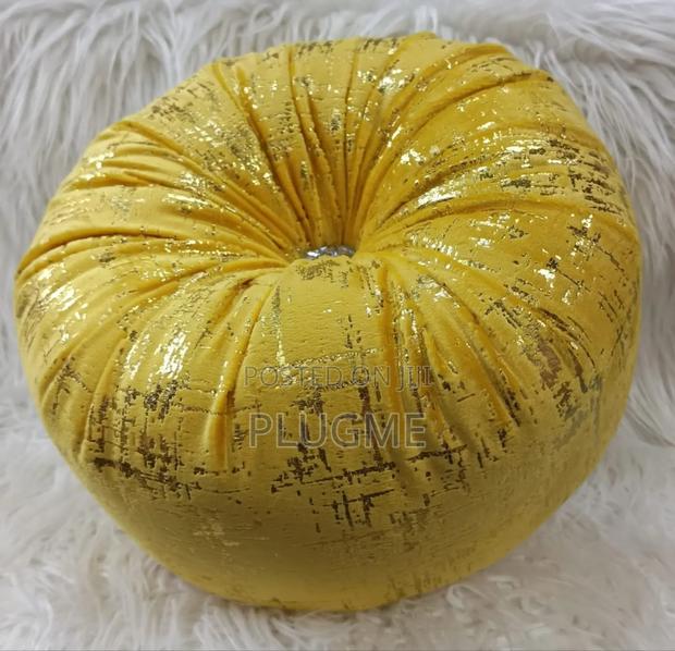 High Quality Decorative Button Throw Pillows - thumbnail 2