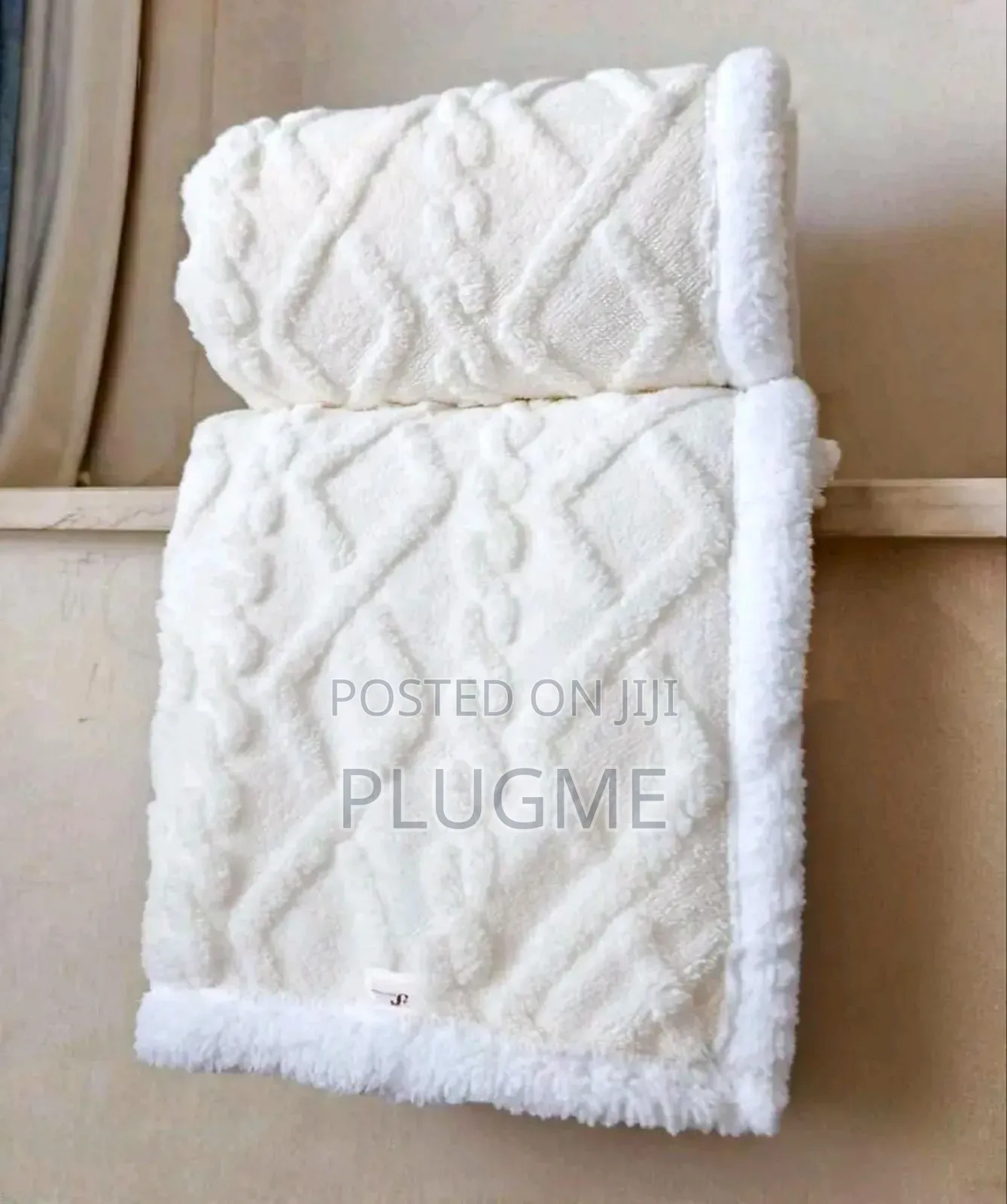 6 × 6 Thick Premium Sherpa Throw Blankets