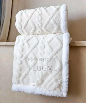 6 × 6 Thick Premium Sherpa Throw Blankets