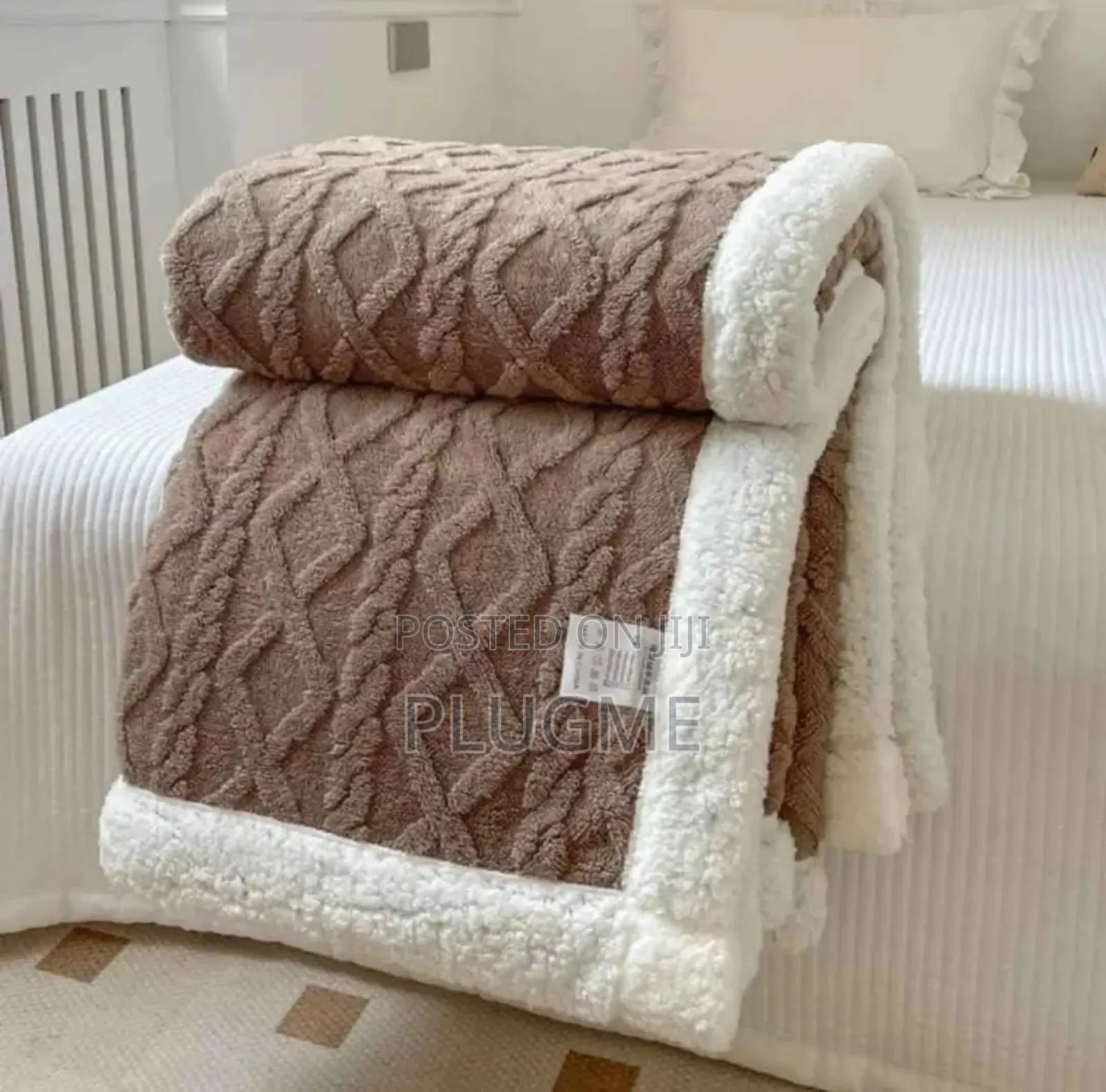 6 × 6 Thick Premium Sherpa Throw Blankets