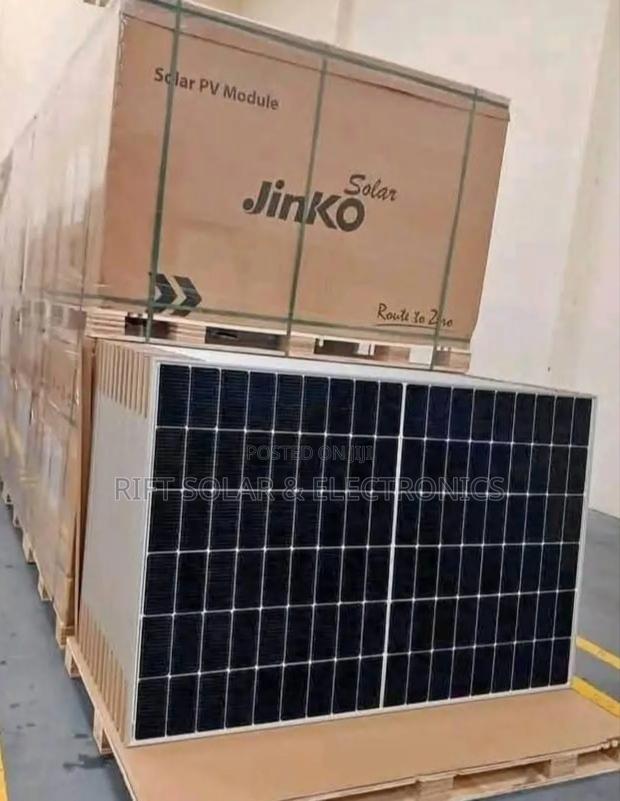 580w - 48v Jinko Halfcell Monocrystalline All Weather Solar Panels - main view