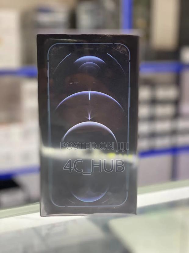 New Apple iPhone 12 Pro Max 256 GB Black - main view