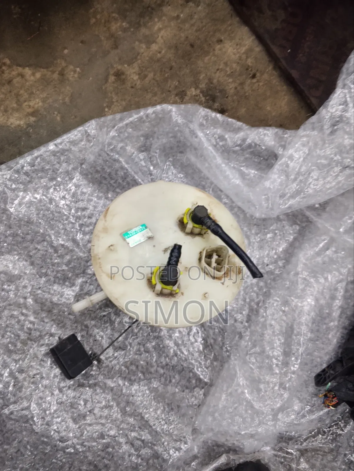 Crown 2010 Fuel Pump