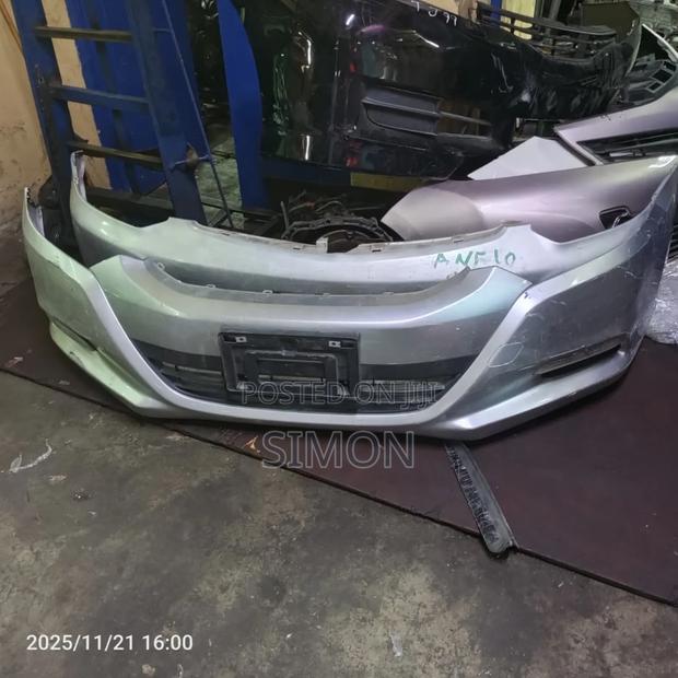 Honda Insight Front Bumper