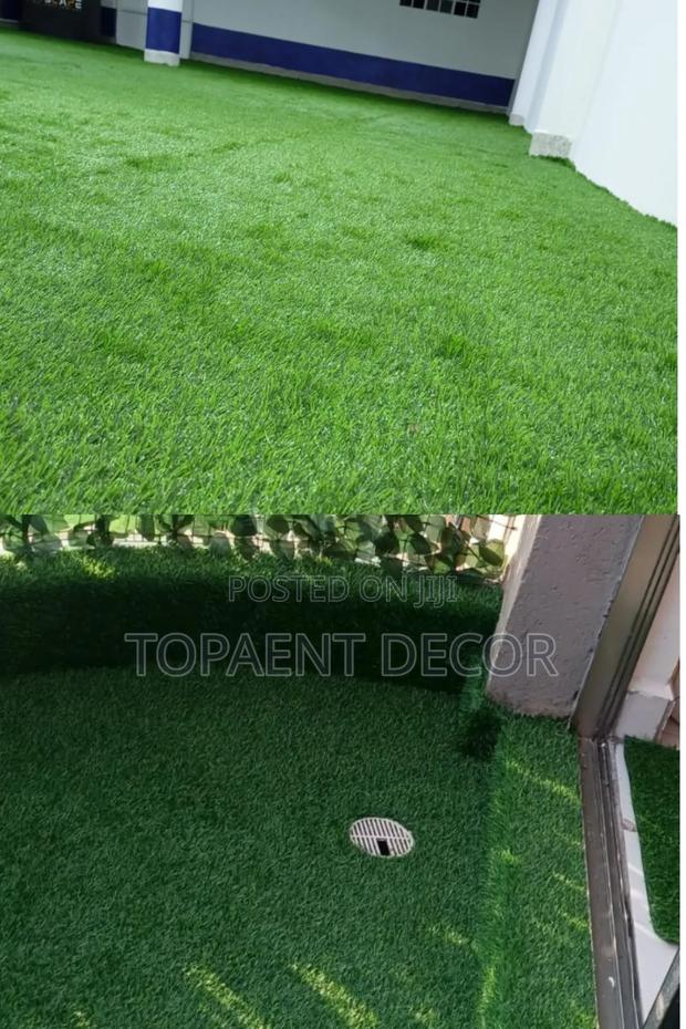Soft Texture, Outdoor Elegance Artificial Green Grass Carpet - main view