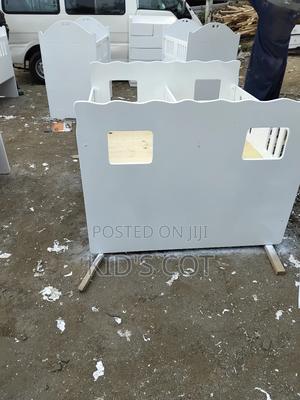 Twin Baby Cot - main view