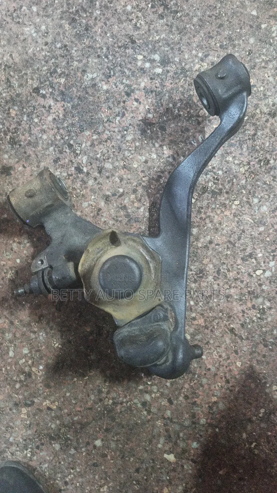 Isuzu Elf Lower Arm