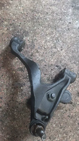 Isuzu Elf Lower Arm