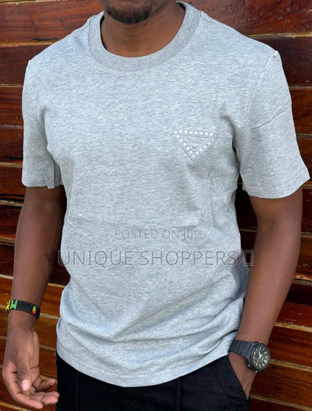 Quality Round Tshirts - thumbnail 3