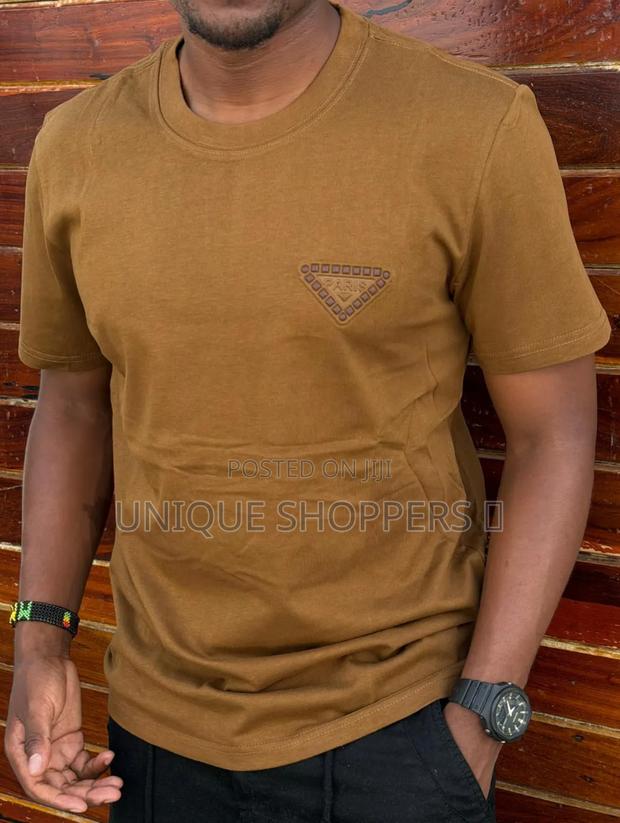 Quality Round Tshirts - thumbnail 7