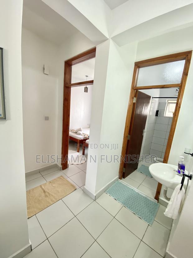 2 BDRM Mombasa CBD Ac,Pool,Gym , Parking - thumbnail 13
