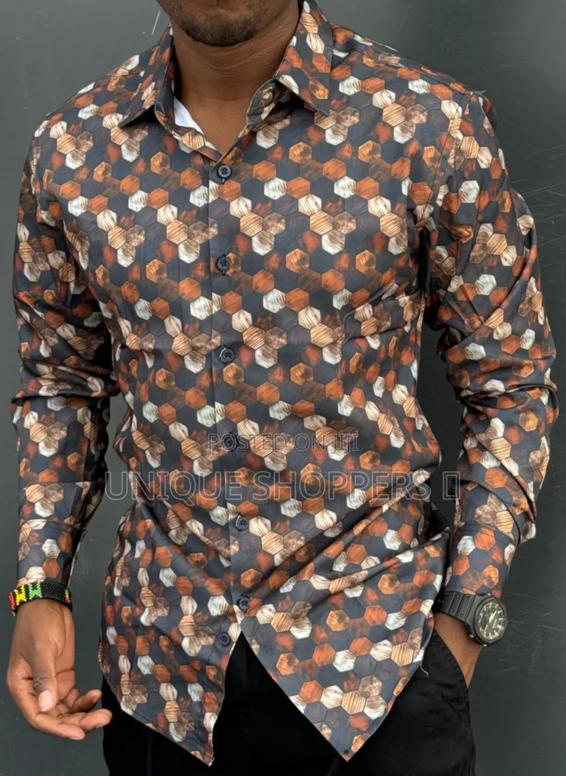 Shirti Kali Sana Available